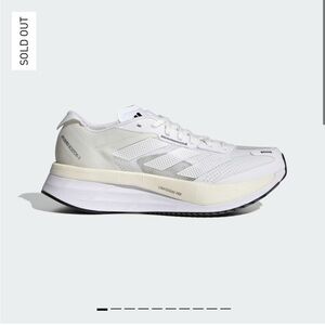 ADIZERO BOSTON 11 RUNNING SHOES NWT, size 7